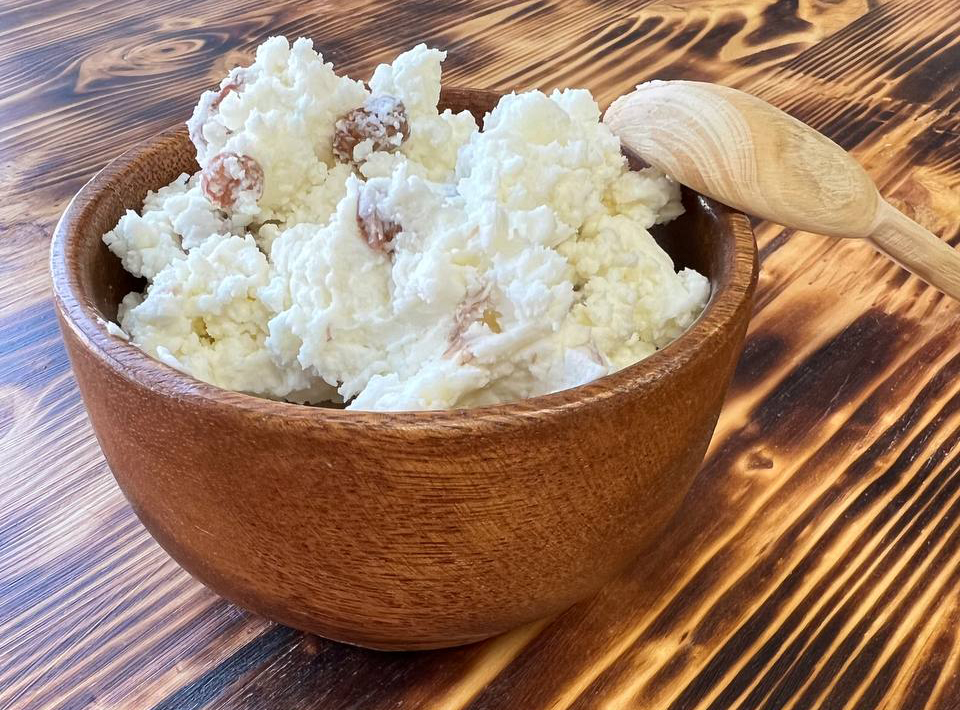 Масса творожная с изюмом 300гр.