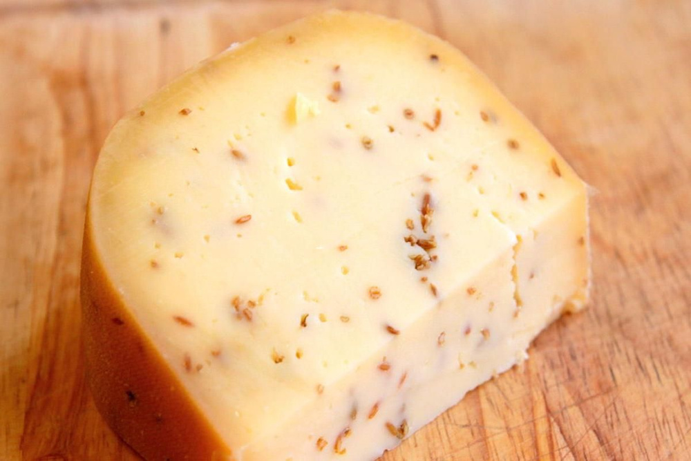 Сыр КАЧОТТА с пажитником