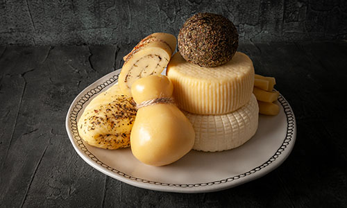 Сыр Качаковалло в аджике